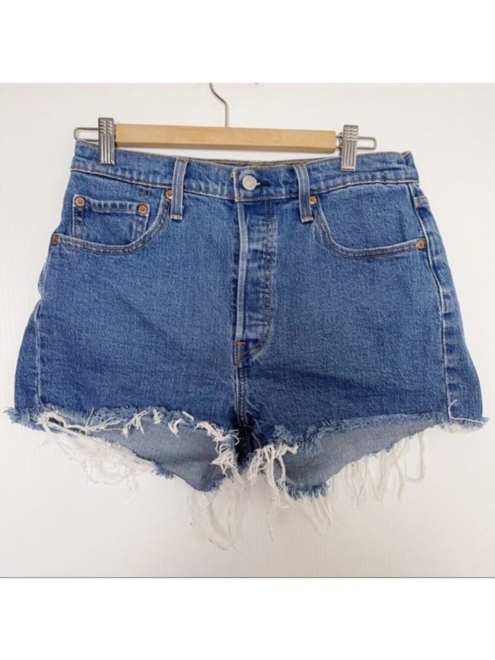 Levi's 501 High waisted denim Shorts raw hem 29